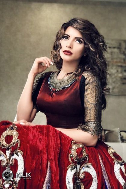 Shama-Sikander